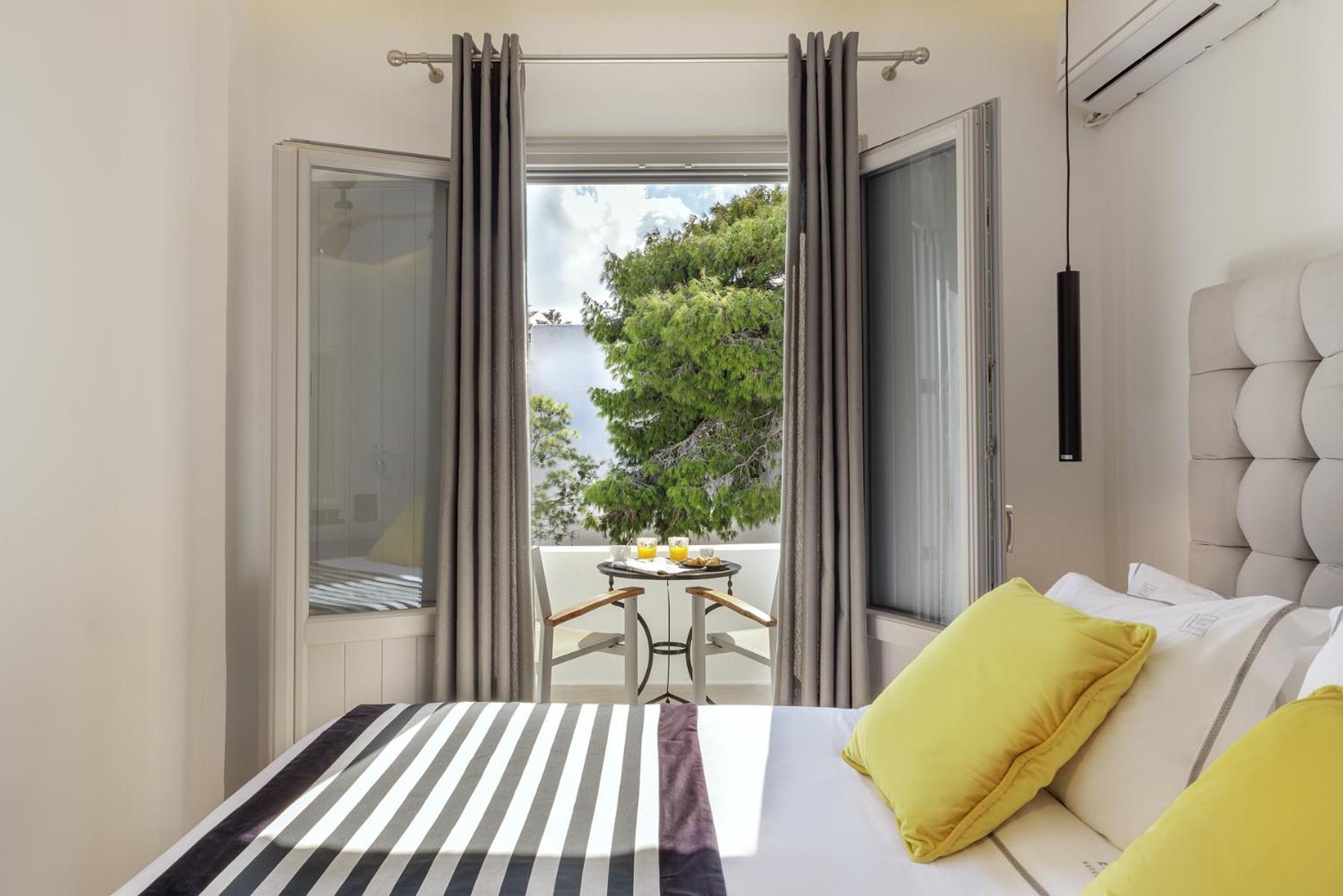 Kalisti Hotel & Suites Fira  Dış mekan fotoğraf